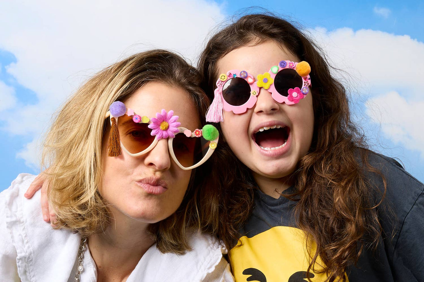 Decorate Your Own Sunglasses - Tween / Adult